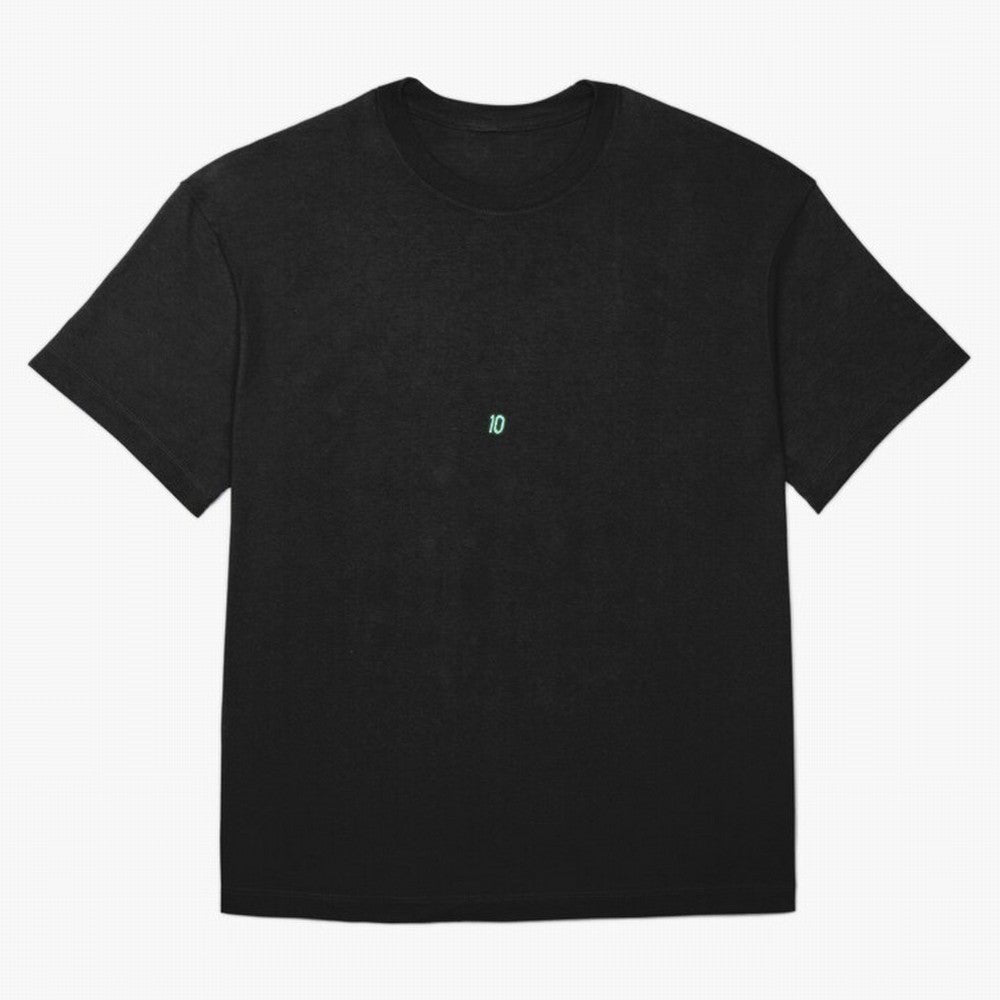 Lionel Messi Minimalist Design - ¥ê¥ª¥Í¥ë?¥á¥Ã¥· | Argentina Edition Classic T-Shirt Celebrate Fan Culture Around FIFA World Cup 2026 For Fans Jersey, Jordan Supporter Tee, Mbappe Argentina Fans, Nike World Cup Shirt, Adidas Football Fan Top,
