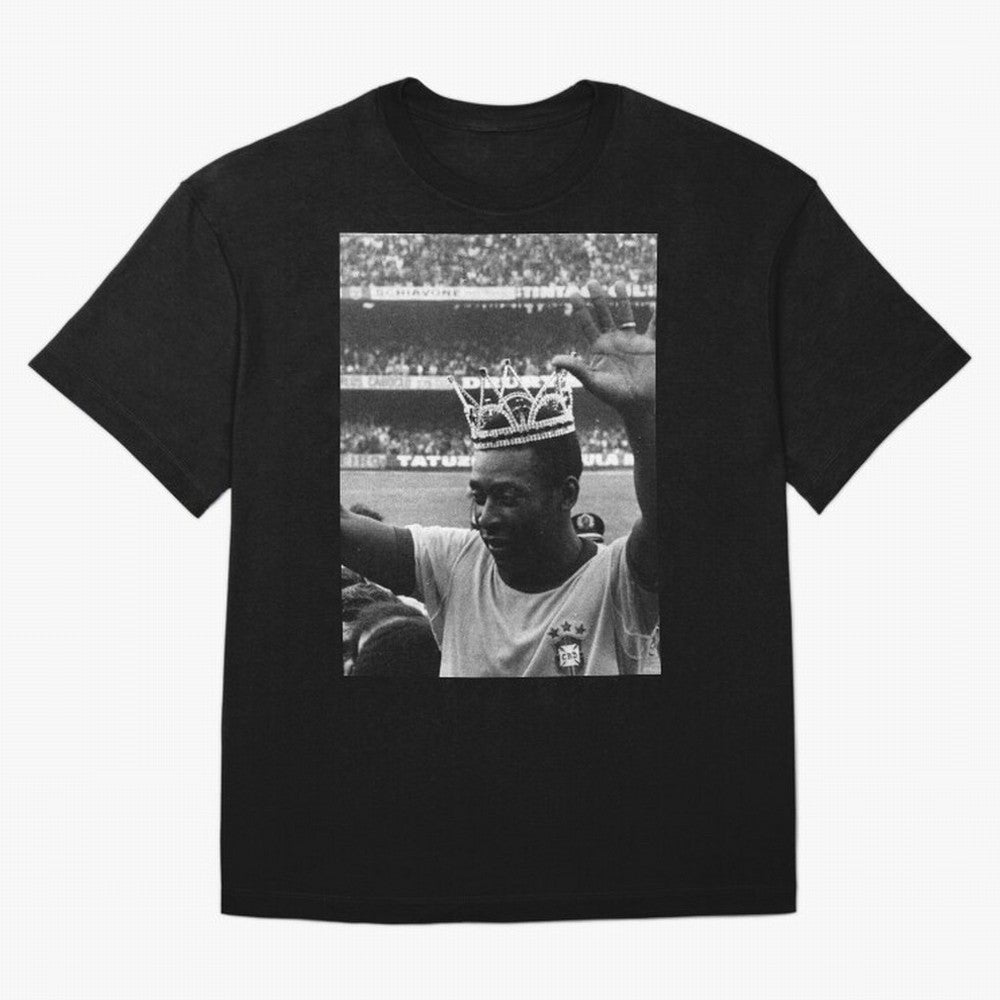 Pel¨¦ wears the crown Classic T-Shirt Build The FIFA World Cup 2026 USA Canada Mexico Journey Fan Jersey, Nike Football Tee, England Supporter Shirt, Adidas Soccer Shirt, Messi Jordan Fan Top, Messi Germany Watch Party